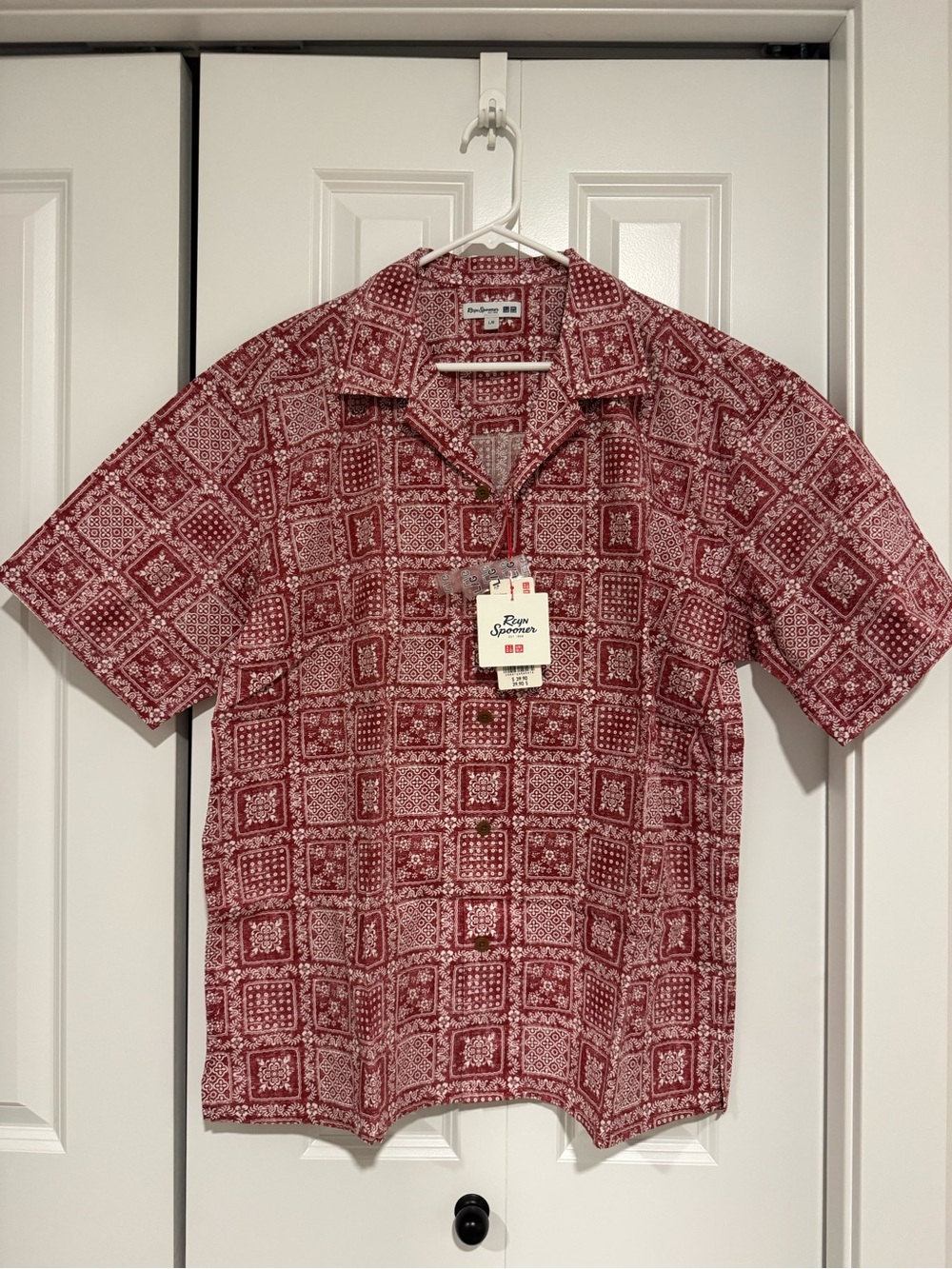 reyn spooner X Uniqlo Red Bandana shirts